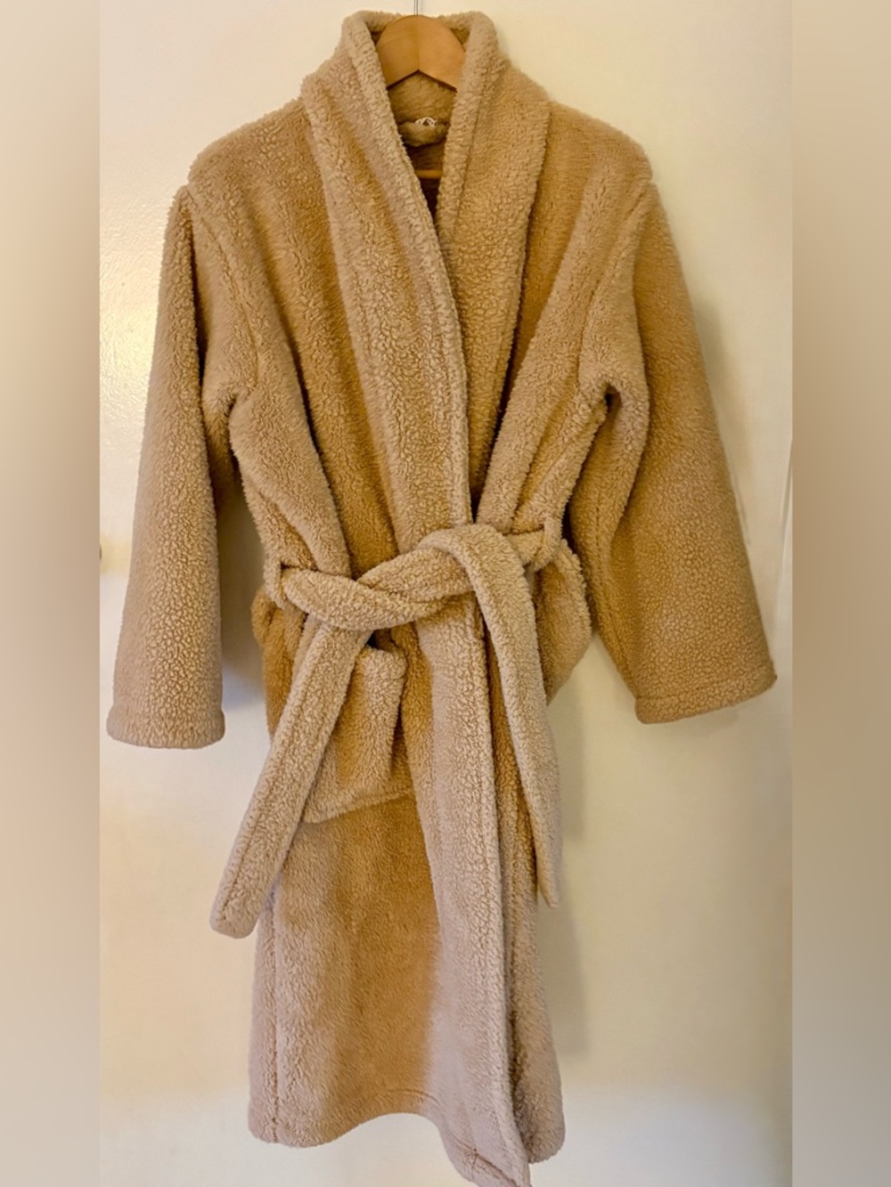 POTTERY BARN Tan Cozy Comfort Robe